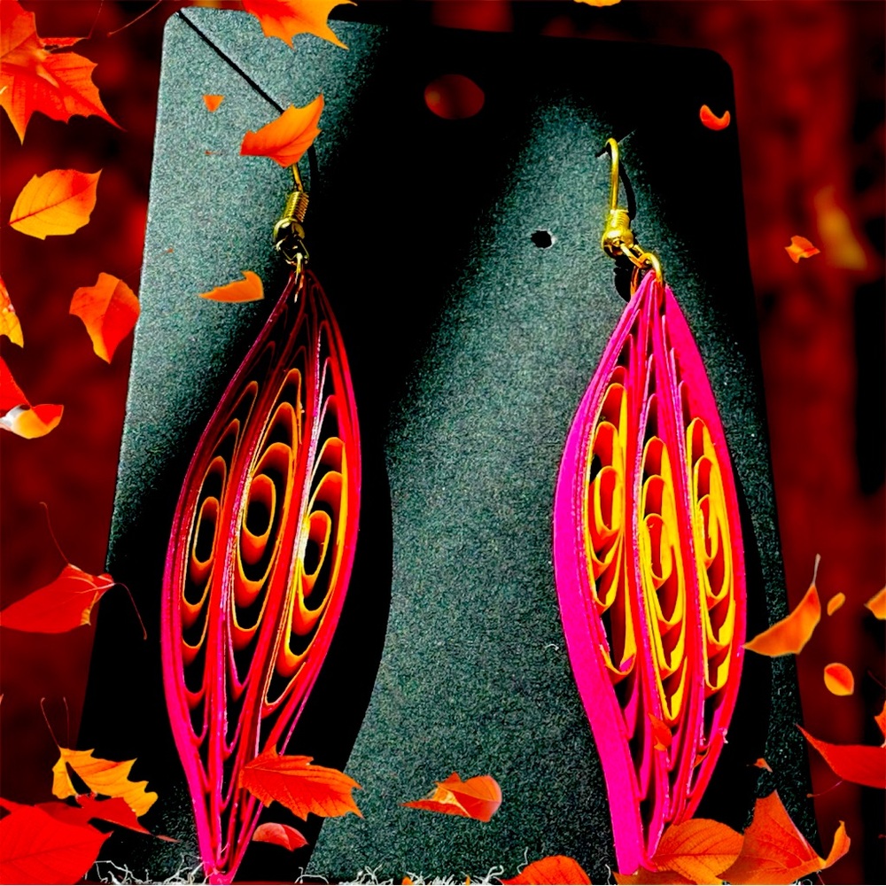 Light weight earrings….. no more hurting ears . Handmade with love ❤️